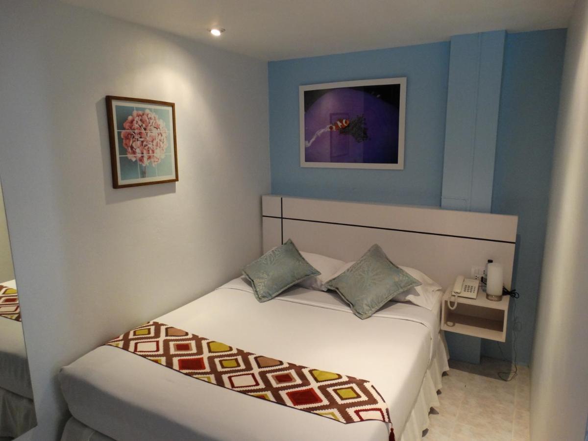 Summer Breeze Hotel Patong Екстер'єр фото