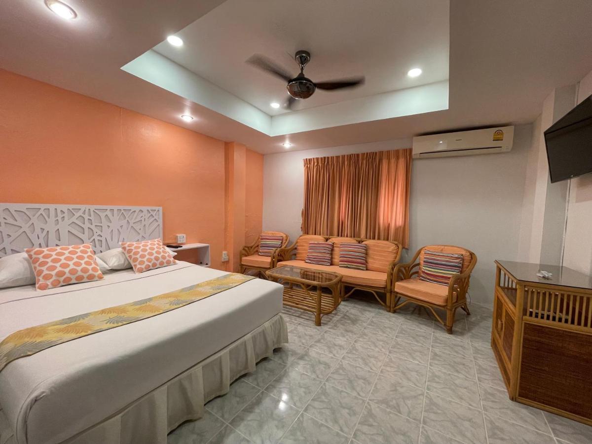 Summer Breeze Hotel Patong Екстер'єр фото